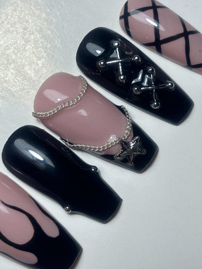 GOTHIC🗝️